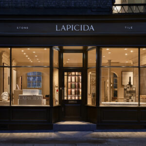 Lapicida London showroom exterior: a renowned supplier, merchant and fabricator of marble, limestone, sandstone, terracotta and genuine antique reclaimed stone floor and wall surfaces including luxury porcelain tiles.