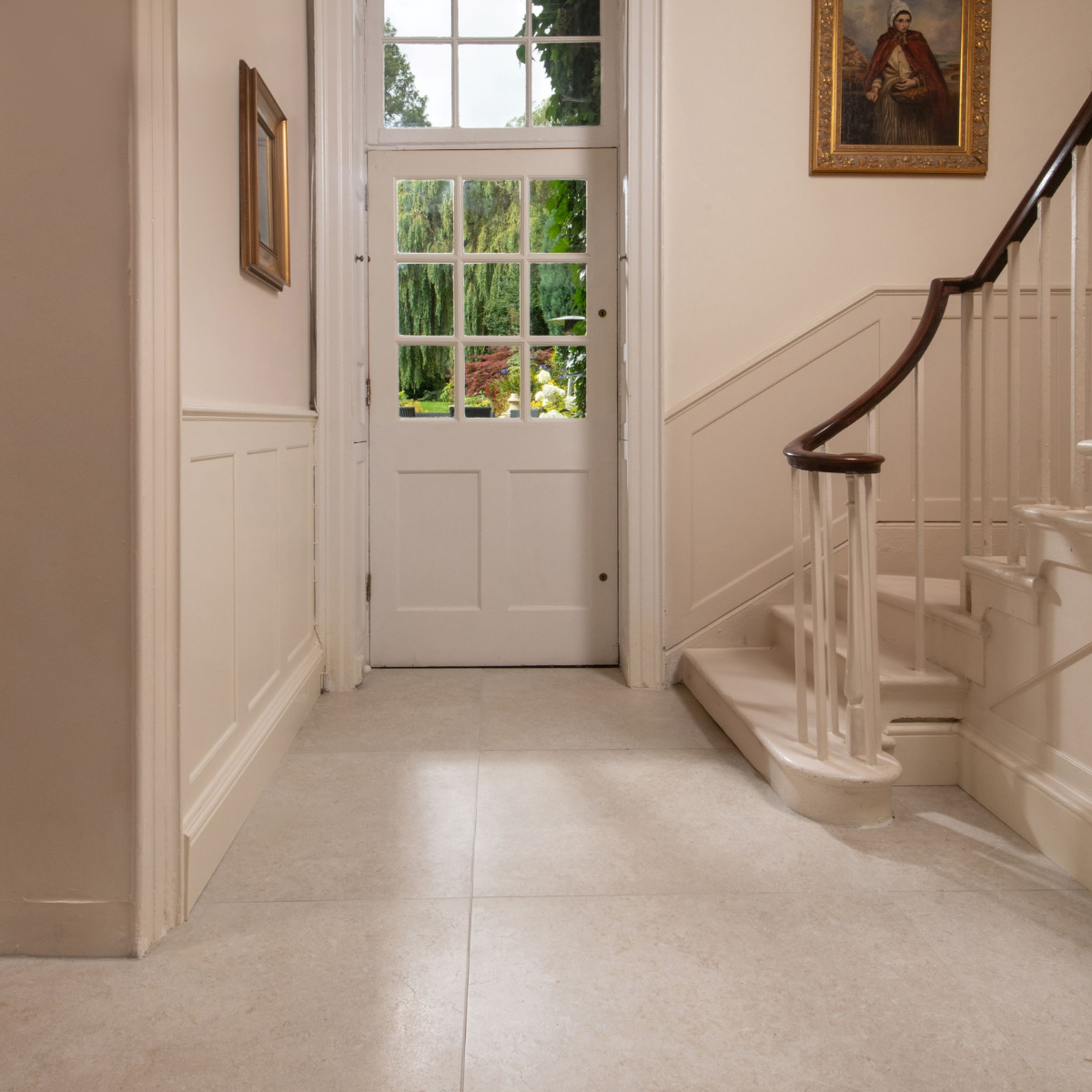 Lapicida flooring trends 2025 - warm whites